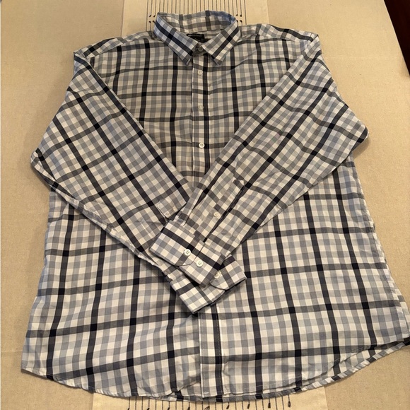 Haggar Shirt - Picture 1 of 4